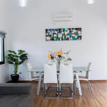 Romans ヴィラ カレタ・デ・フステ